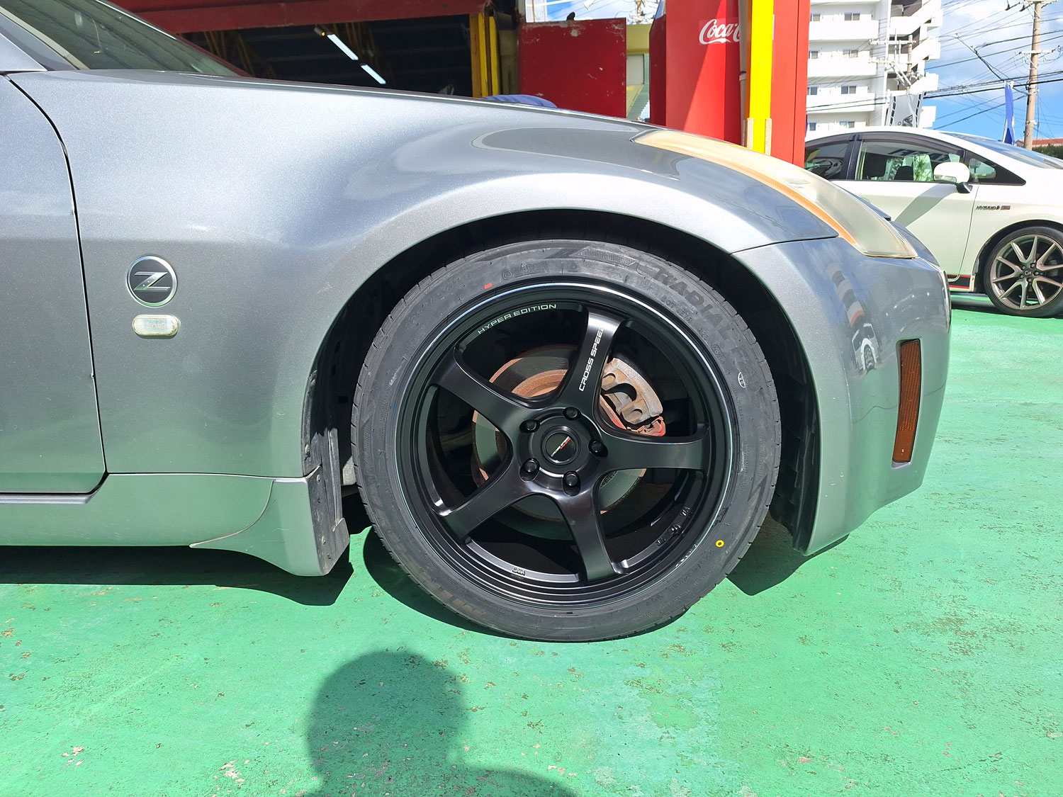 日産 Z33 CROSS SPEED CR5 18×8.5/9.5J MINERVA 225/45R18 245/40R18