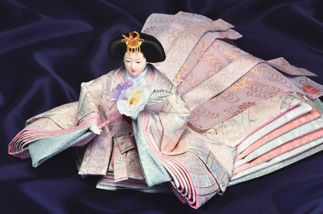 綺麗な雛人形で和の美意識をお子さまへ | 人形の東玉