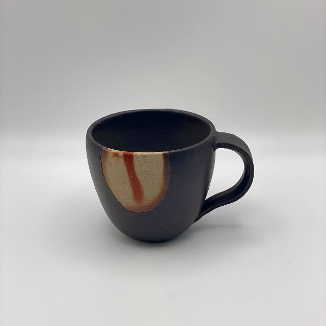 知っておきたい備前焼の種類｜希少な青備前・黒備前・花器の魅力を解説