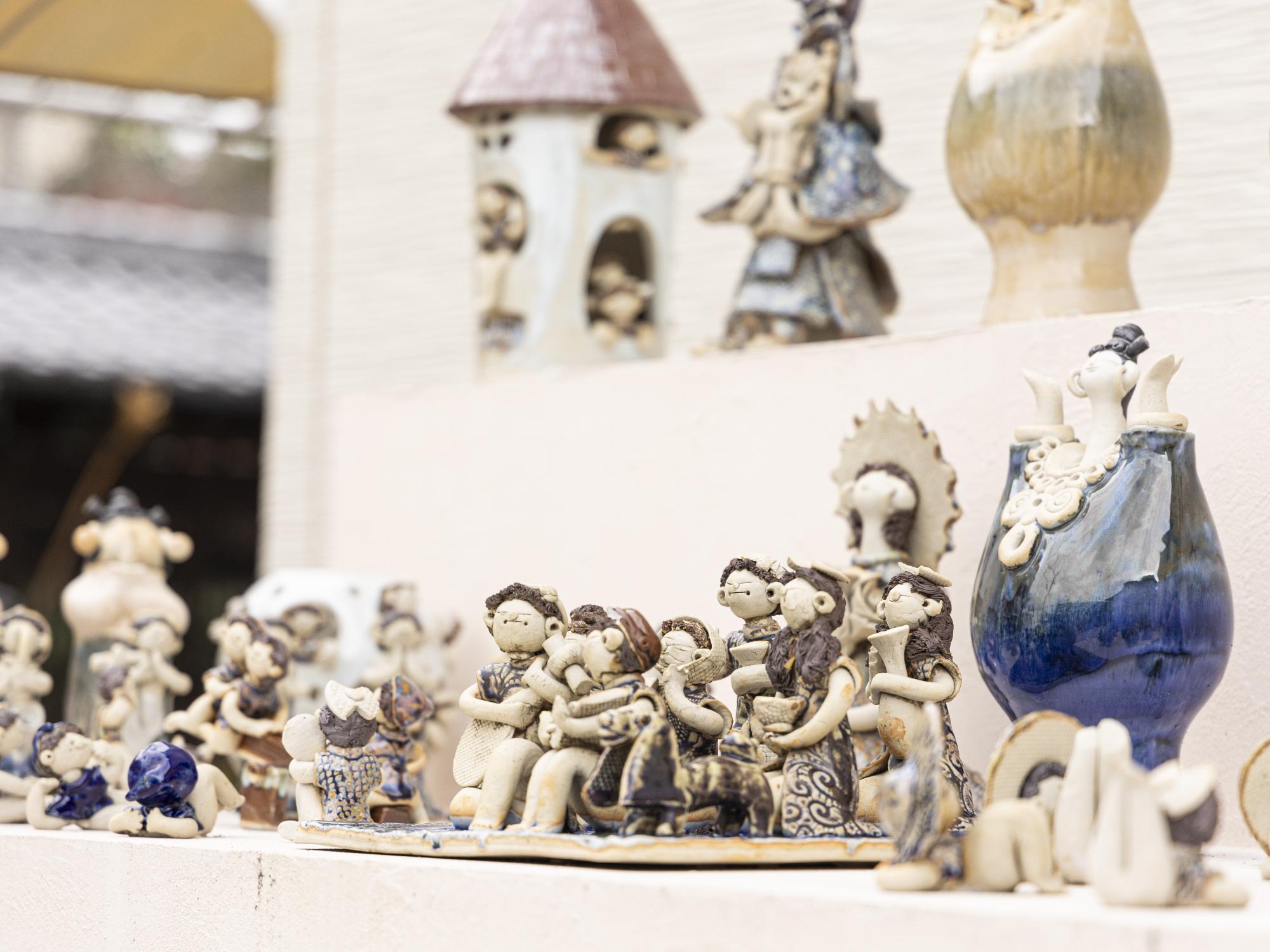 砥部焼 青芳人形 作家森元青芳 陶器 雛人形 ひな祭り飾り 人形の秀