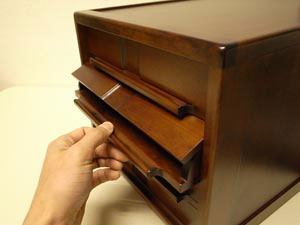 書類整理箱 [書類整理,フラップ,A4サイズ,4段の収納スペース,パャR