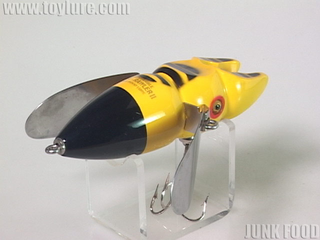 JUNK FOOD item: J-65096 クワローラー2