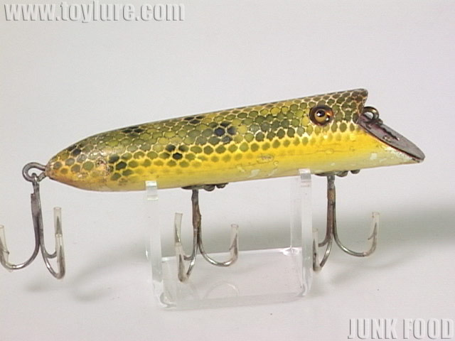 JUNK FOOD item: W-1274 Head-on Basser バサー