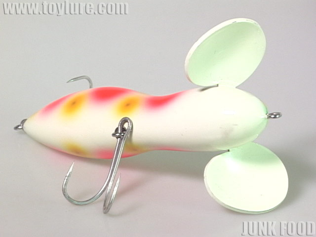 JUNK FOOD item: J-66448 ラージマウス スーパービッグ