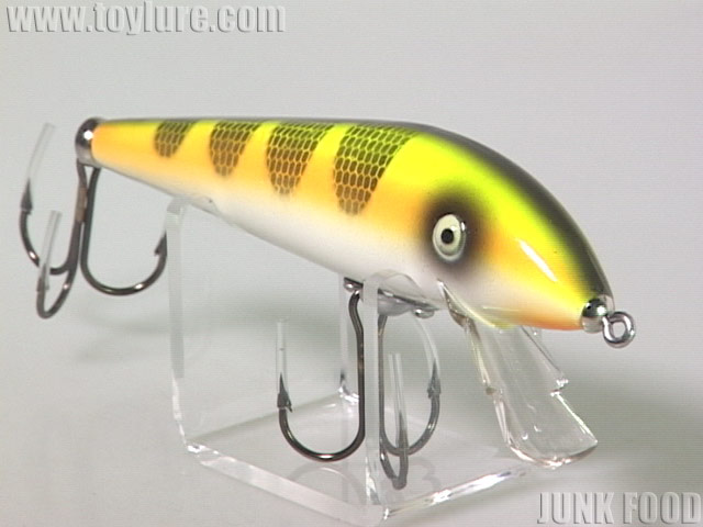 JUNK FOOD item: H-11895 マグナムタイガー