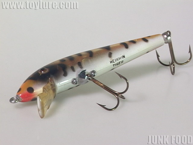 JUNK FOOD item: H-13120 Magnum Tiger マグナムタイガー