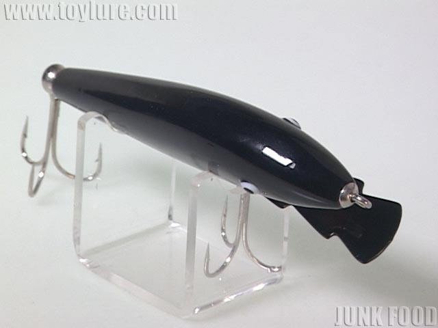 JUNK FOOD item: H-8119 マグナムタイガー