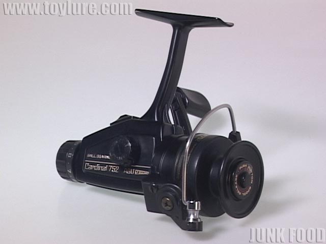 JUNK FOOD item: R-7653 カーディナル752 Cardinal