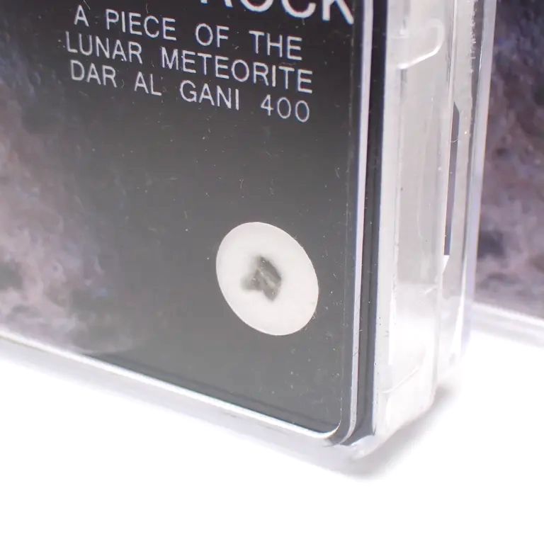 石 津軽錦石（青森県産）銘石 50cmサイズ 碧玉 ジャスパー 飾り石 室内