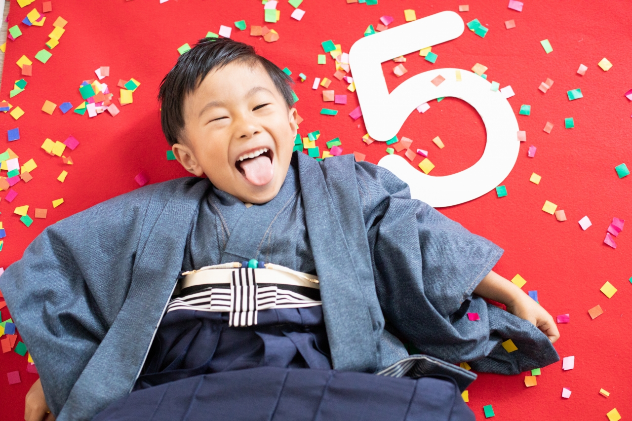 5歳七五三記念写真！デニム生地で揃えたリンクコーデ | GALLERY | 東京