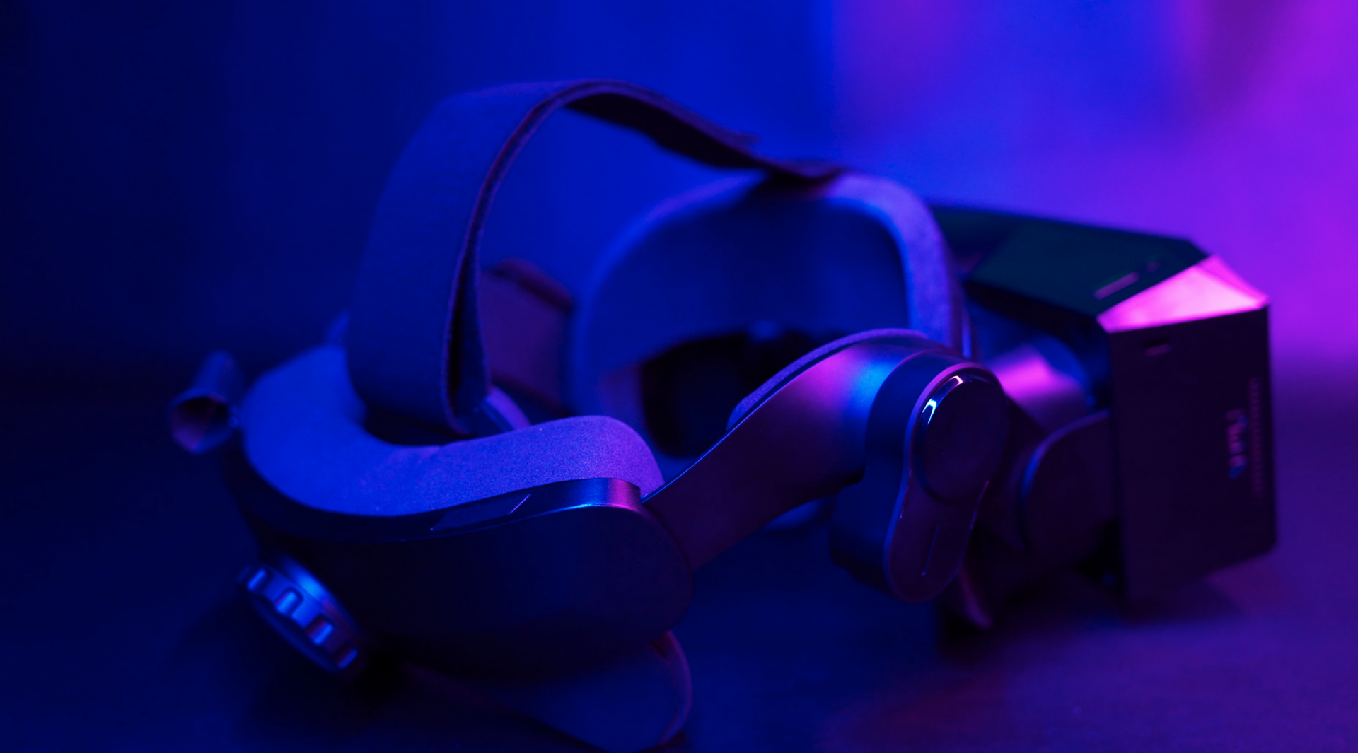 独創のVRヘッドセットPimaxが日本上陸。ハイエンドPC VRのPimax