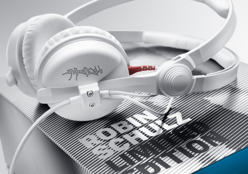 Sennheiser Unveils Limited-Edition White HD 25 Headphones