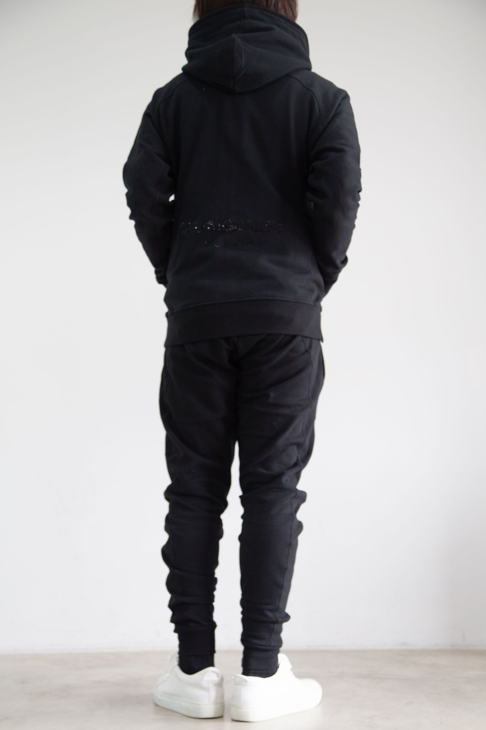 1PIU1UGUALE3 RELAX - 【セットアップ】ラインストーンロゴフーディー