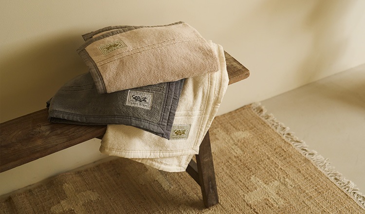 軽やかに、あたたかく。 日々に寄り添うブランケット: ｜オーガニック