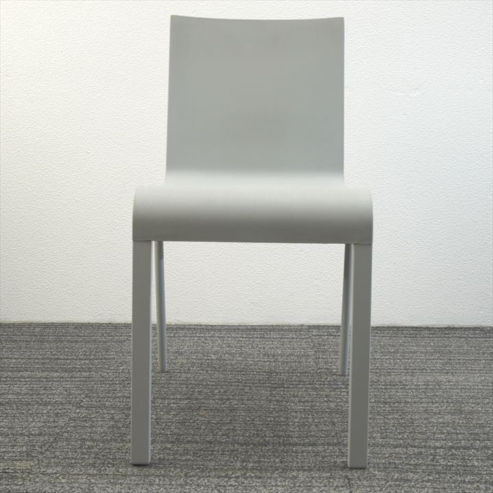ヴィトラ .03(ゼロスリー) スタッキングチェア グレー 特価品- 中古