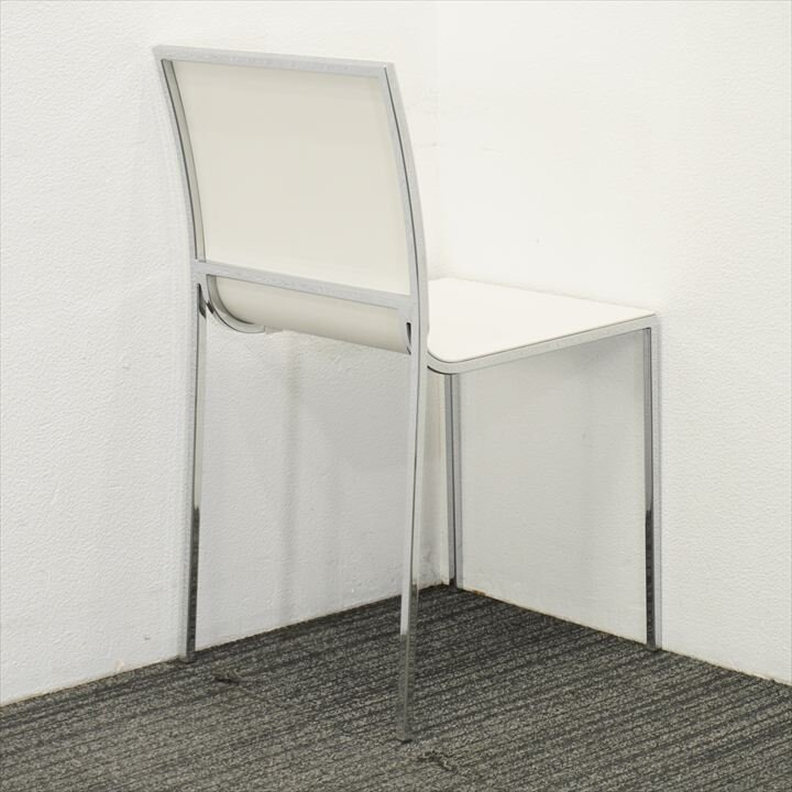 カッシーナイクスシー取扱】LIVIT(リビット) ULTRA(ウルトラ