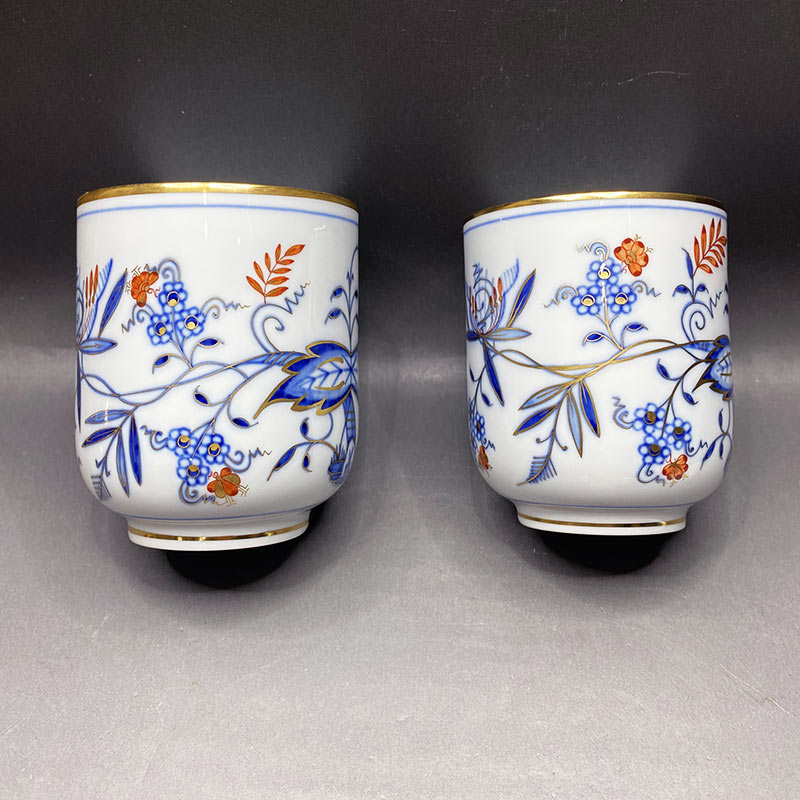 マイセン（Meissen） ブルーオニオン レッド＆ゴールド 夫婦蓋付湯呑