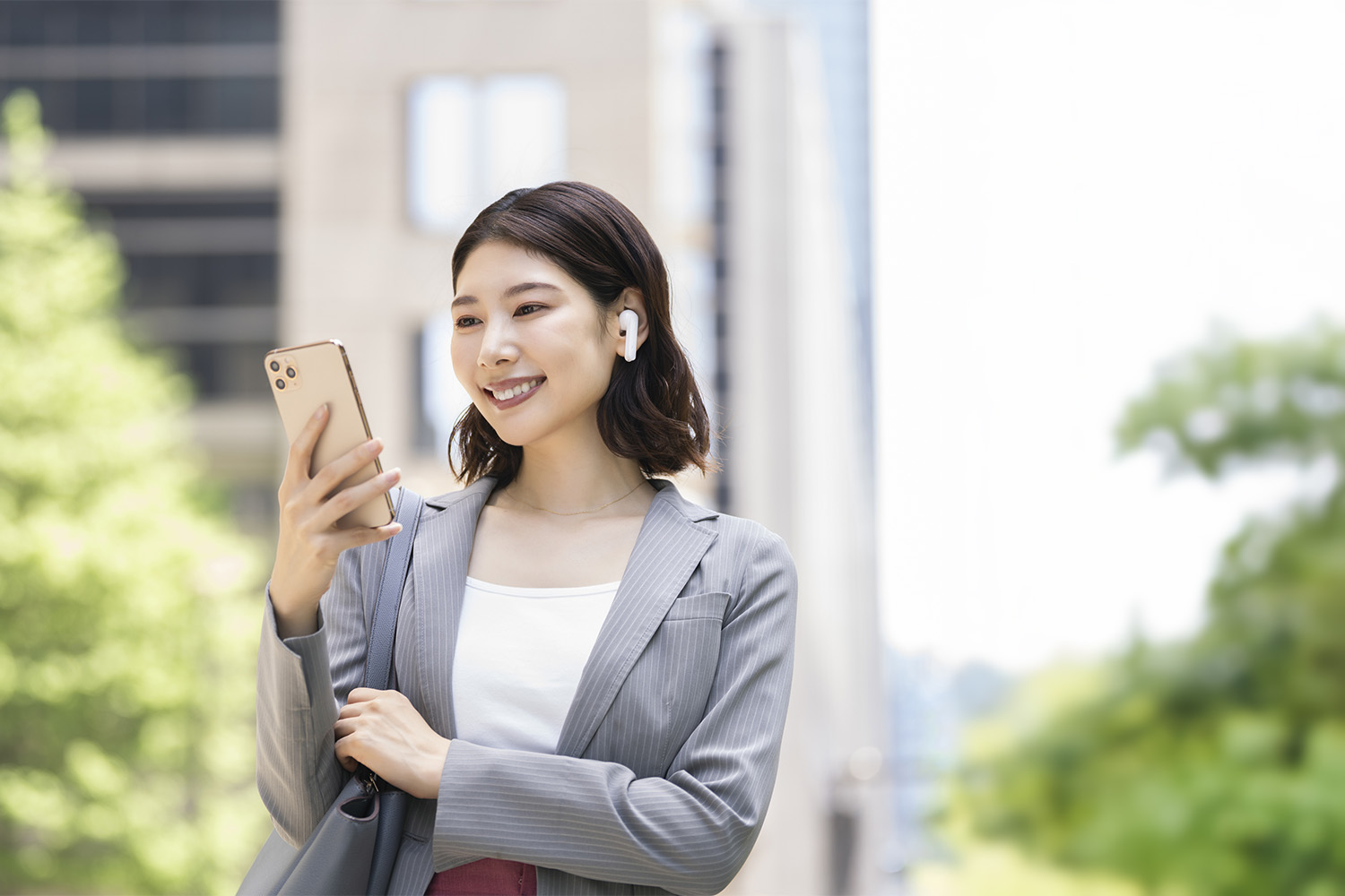 証券アナリスト｜資格の学校TAC[タック]