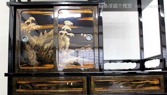 飾り棚・山水蒔絵 4,730,000円（税込） | 輪島塗の塗師屋 輪島漆器大雅