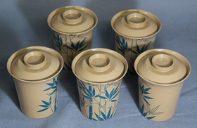 小吸い物椀（白塗り）竹漆絵は、珍しい白の輪島塗に青い漆で竹を描いた