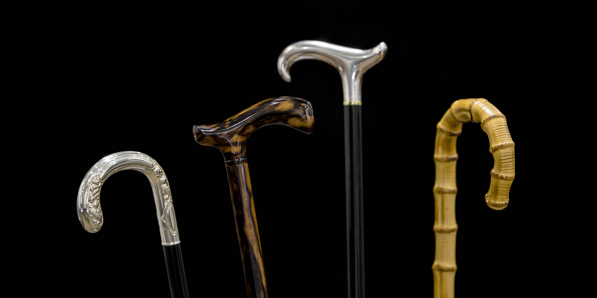 杖（つえ）の贈り物は日本で最初のステッキ専門店「銀座タカゲン」