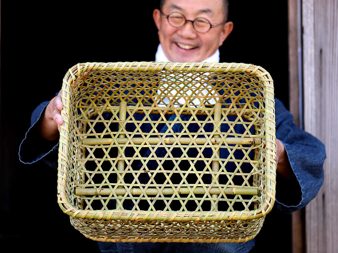 惚れ惚れ根曲竹の一点もの籠 - 竹虎四代目がゆく！