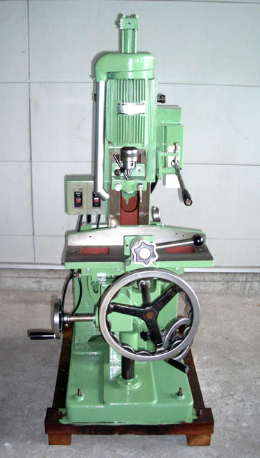 建具用油圧角のみ盤 宮川工機 MKF-B／中古木工機械情報 管理番号T53