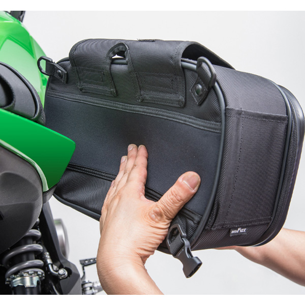 ミニシェルケース（カーボン柄） | タナックス株式会社