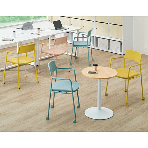 たのめーる】コクヨ Any(エニー) チェアー 肘付 キャスタータイプ