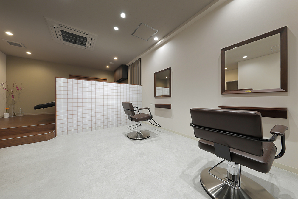 Carre BITTER LINE | チェア | 製品情報 | タカラベルモント