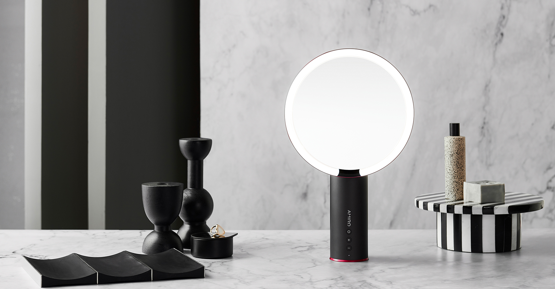 AMIRO(アミロ) メイクアップミラー | TJC株式会社 | AMIRO製品日本正規