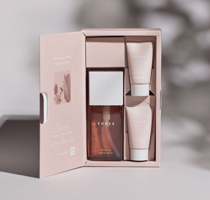 THREE BALANCING LOTION KIT | THREE（スリー）