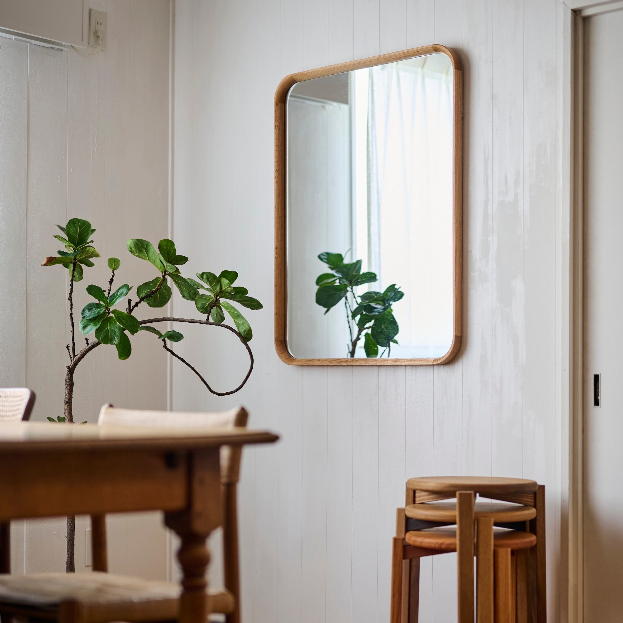 壁掛けミラー | Oak frame ミラー Square – tiflo