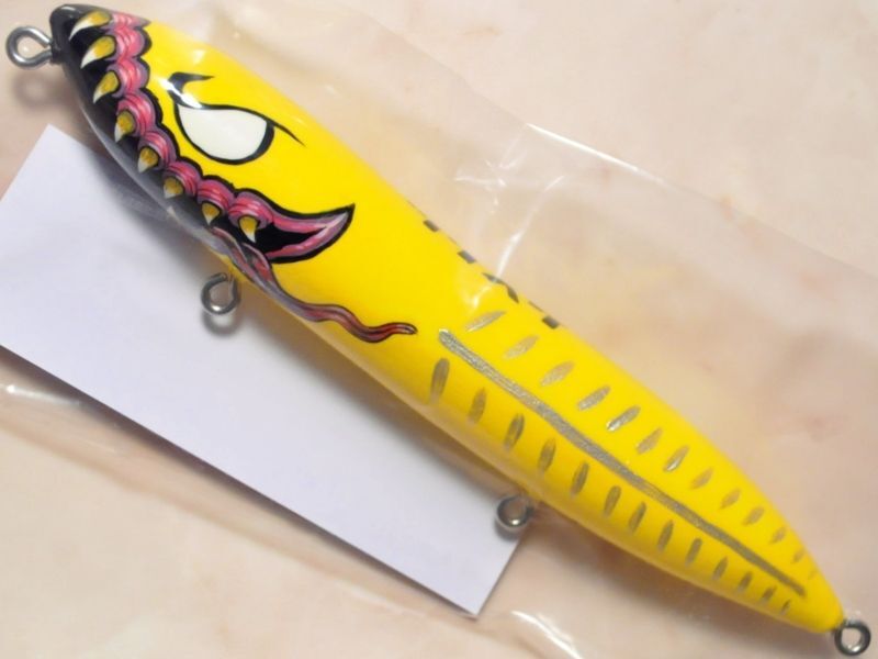 ハウリンウルフ ソリペン：釣り助オリジナル XRY 濃いめイエロー 白目