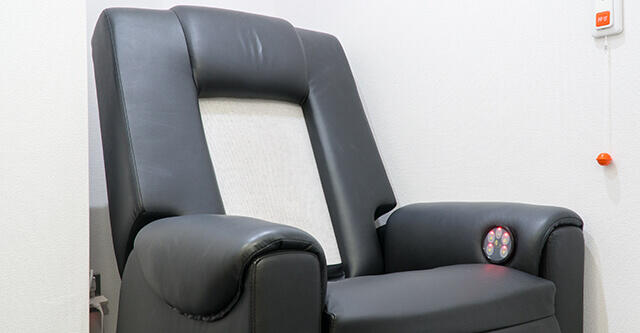 残響盤付き音響チェアの威力について | お知らせ/コラム | 鶴見