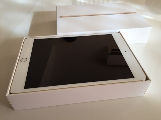 iPad mini 3 128GB WiFi + Cellular モデル ゴールド SIMフリーモデル