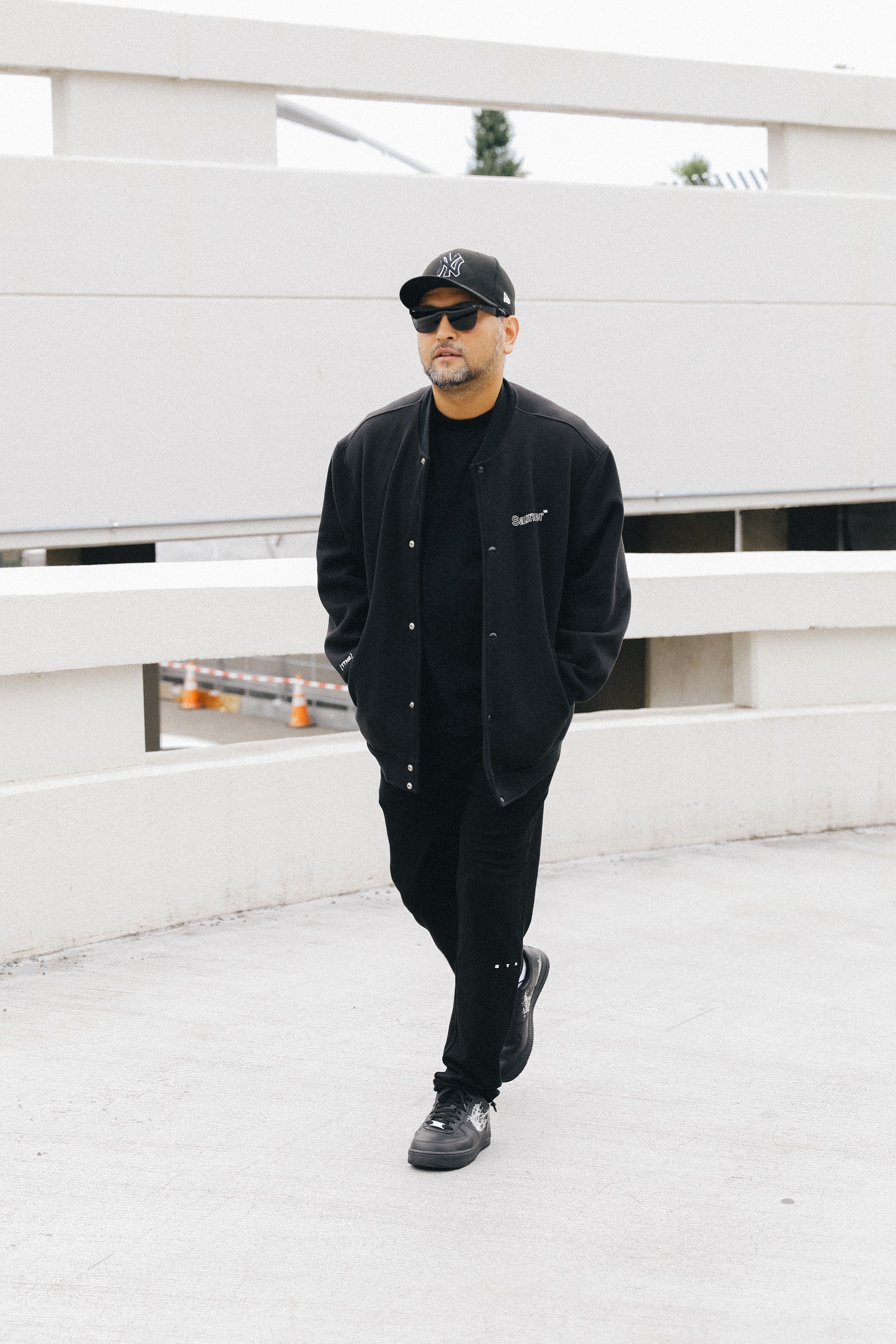 Saunner™️ Back to Black Sweat Snap Jacket – SHOP [TTNE]