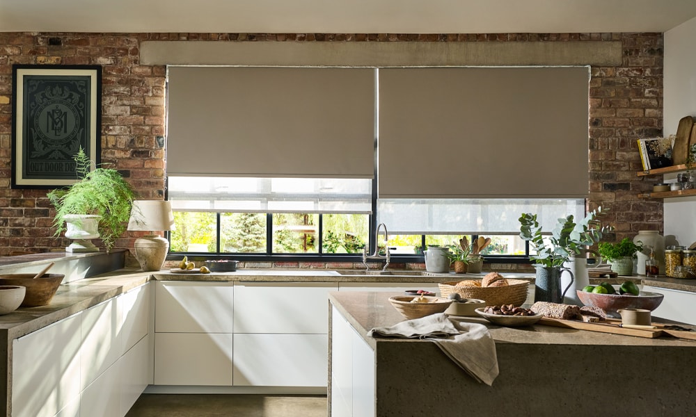 ロールスクリーン（ロールカーテン）商品一覧 | TUISS DÉCOR（チュー