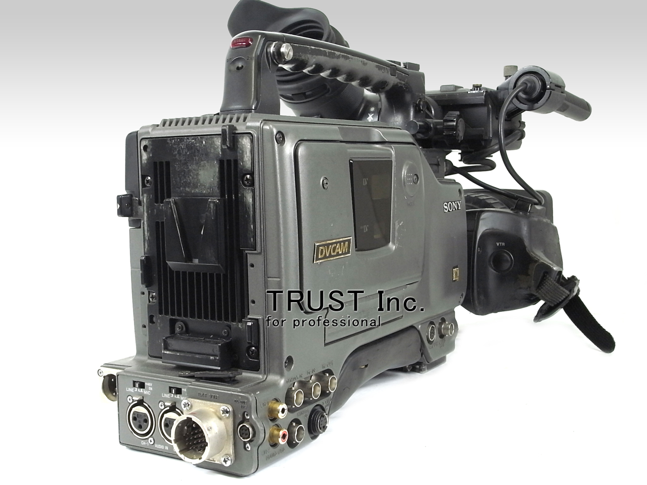 DSR-300 / DVCAM Camcorder【中古放送用・業務用 映像機器・音響機器の