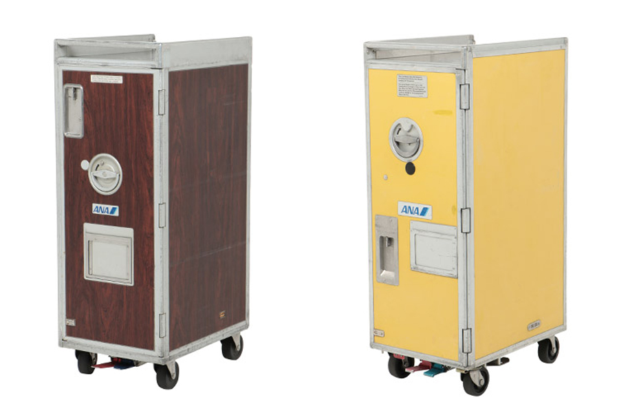 ANA、機内搭載の中古カート販売 イエローとダークブラウンの2種類