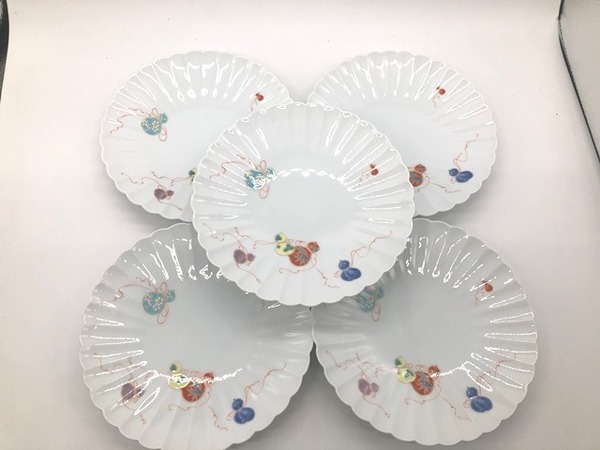 深川製磁の盛皿花ひょうたん柄を入荷しました！｜2021年11月30日