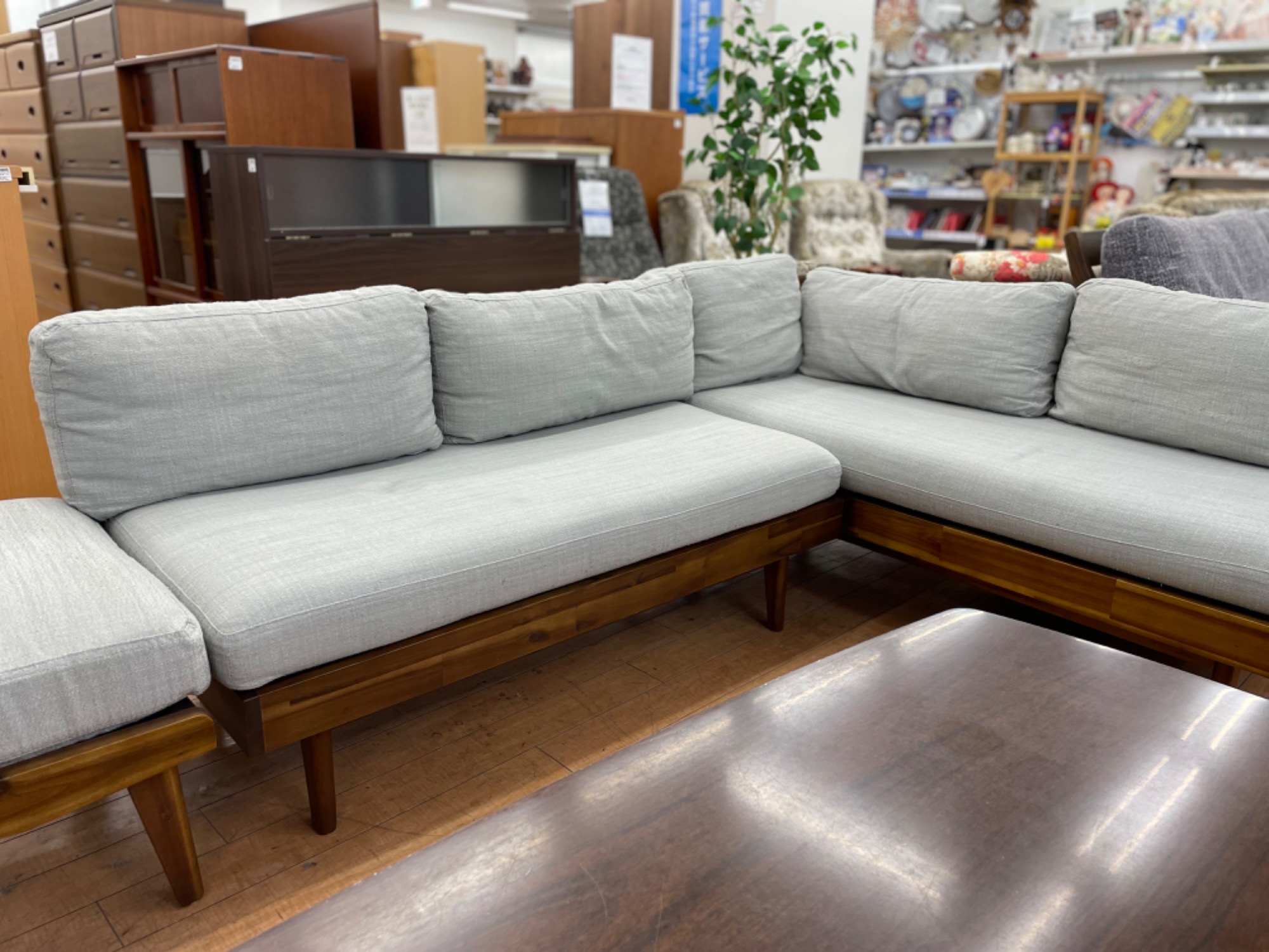 家具買取強化中】コーナーソファ UNICO（ウニコ）SWELLA（スウェラ）を