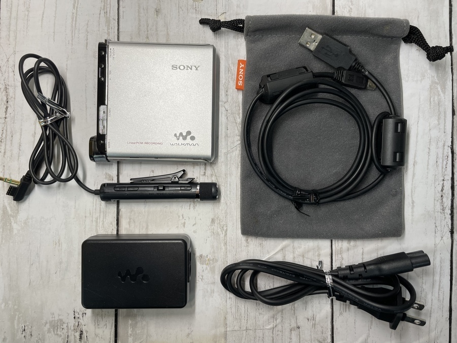 SONY(ソニー) “Hi-MDウォークマン” MZ-RH1が 買取入荷致しました