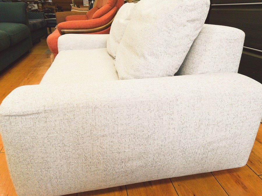 UNICO(ウニコ) LOWEY カバーリングソファー2.5シーターが入荷いたし