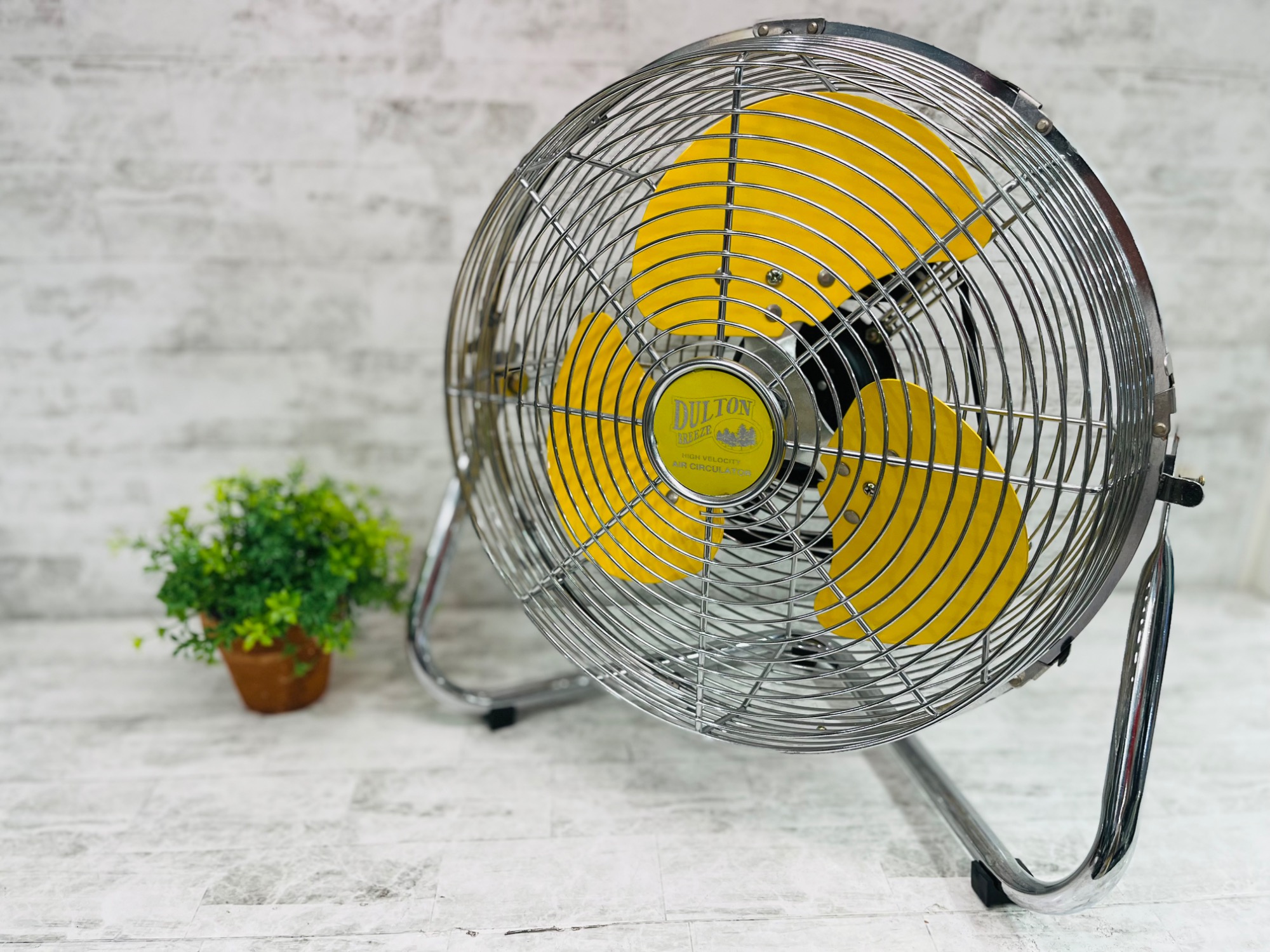 お買い得商品】DULTON(ダルトン) レトロ扇風機が買取入荷いたしました