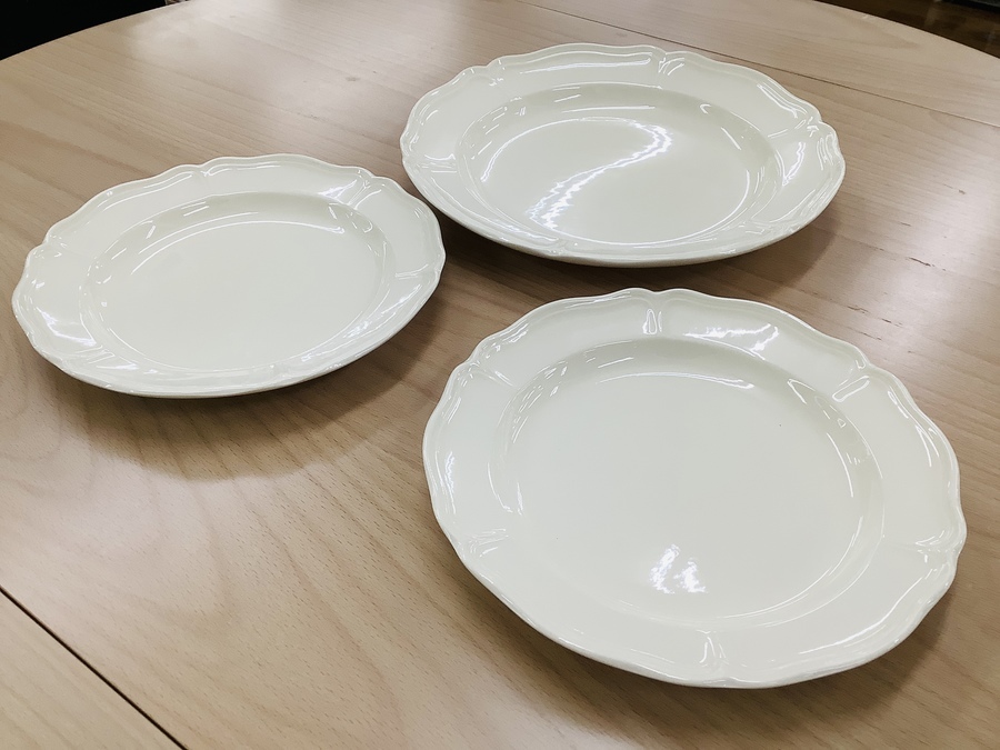 Wedgwood（ウェッジウッド）のクイーンズプレーンが入荷しました【川越