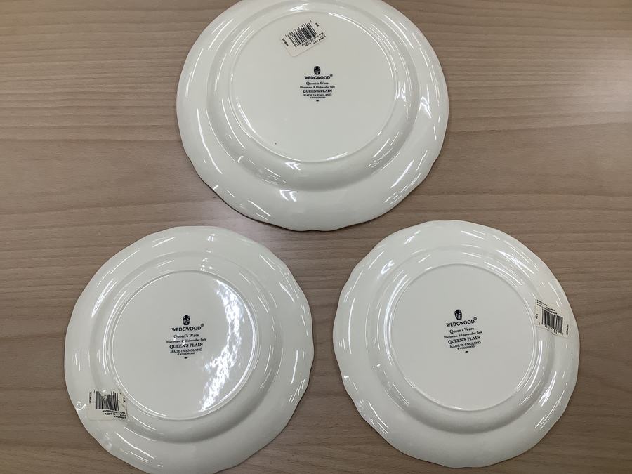 Wedgwood（ウェッジウッド）のクイーンズプレーンが入荷しました【川越