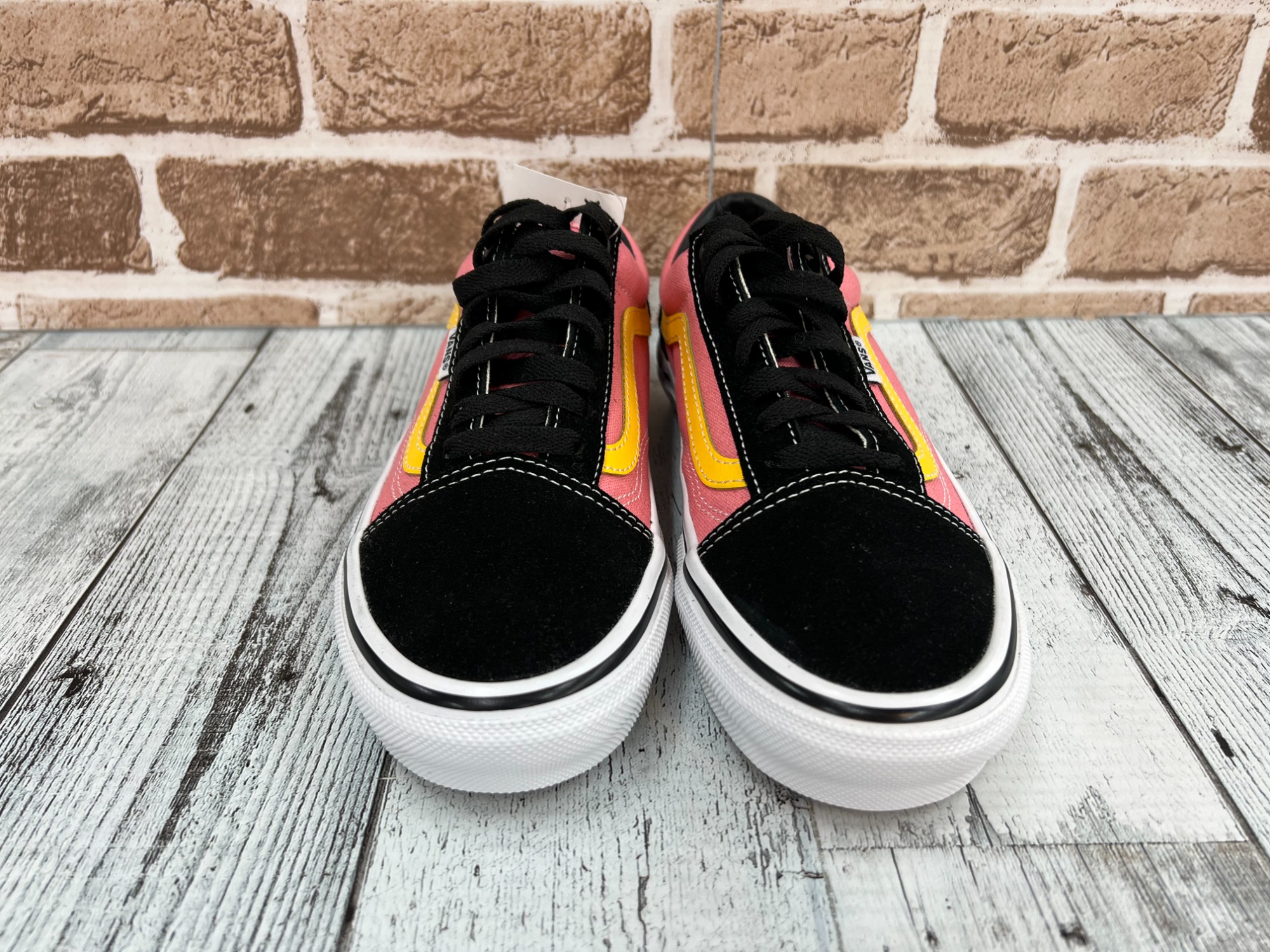 VANS×Supreme(ヴァンズ×シュプリーム】コラボスニーカーのご紹介です