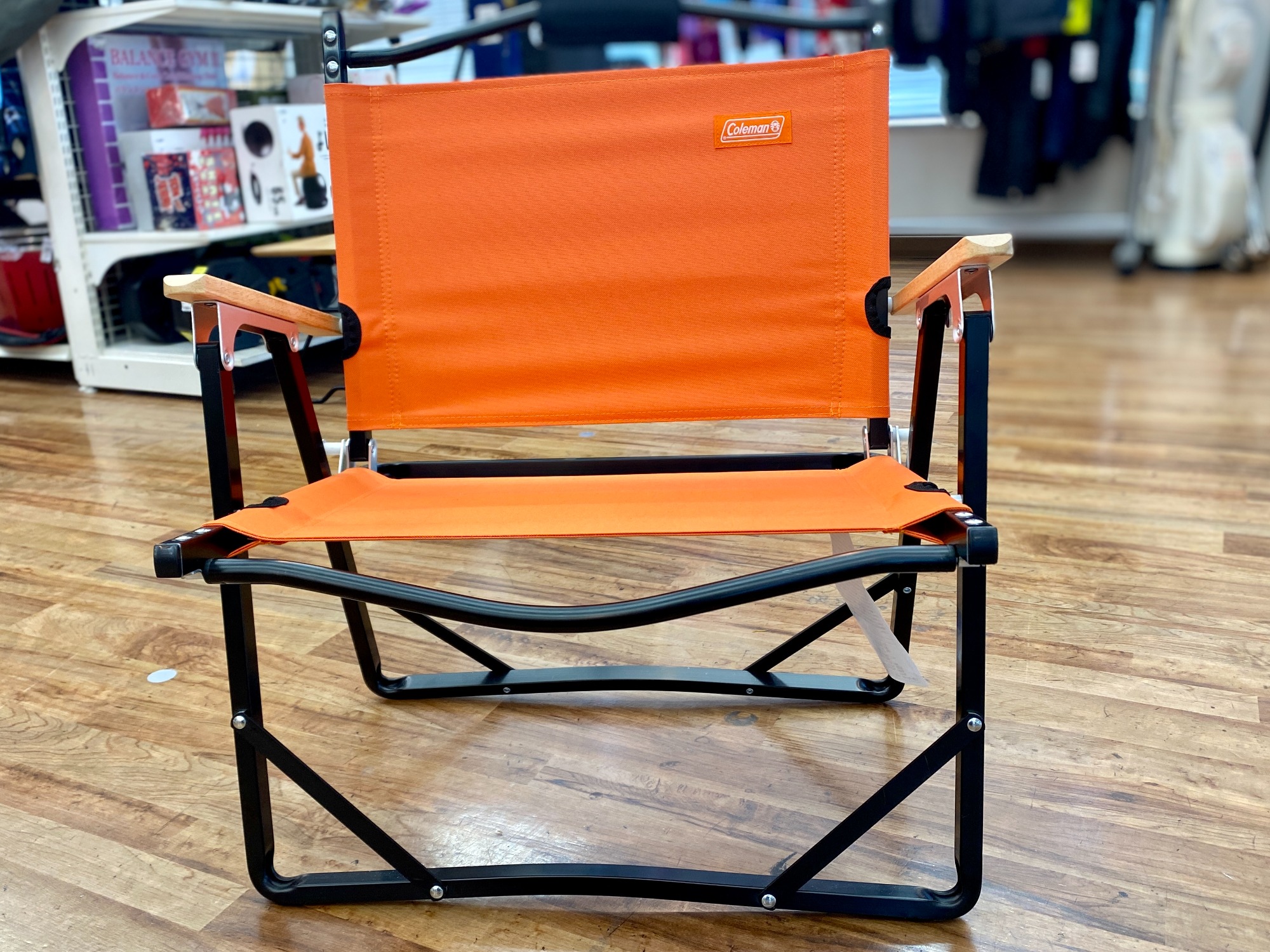 アウトドアシーズンに♪】Coleman(コールマン)×BEAMS(ビームス)の