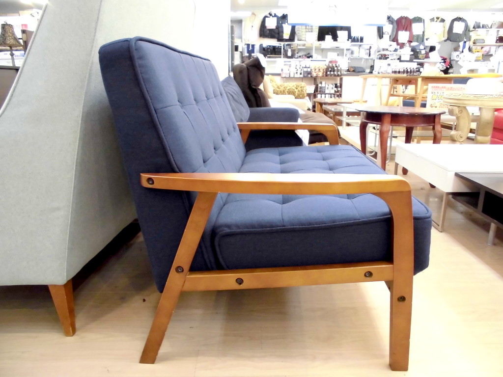 ニトリの2人掛けソファーが入荷いたしました！！｜2019年01月28日